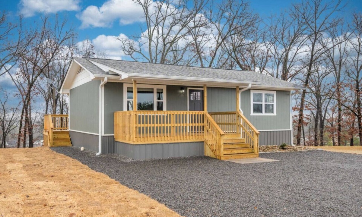 Dardanelle Cabin | Nordin`s Meadow View Cabin