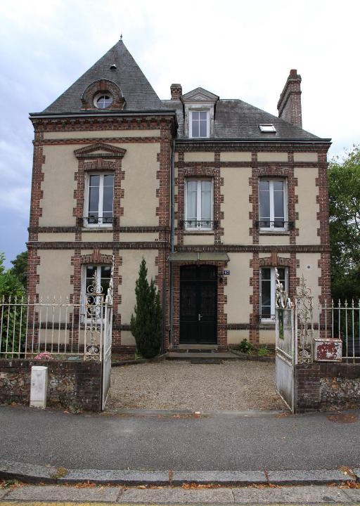 L'Aigle House | Normandie 12 couchages