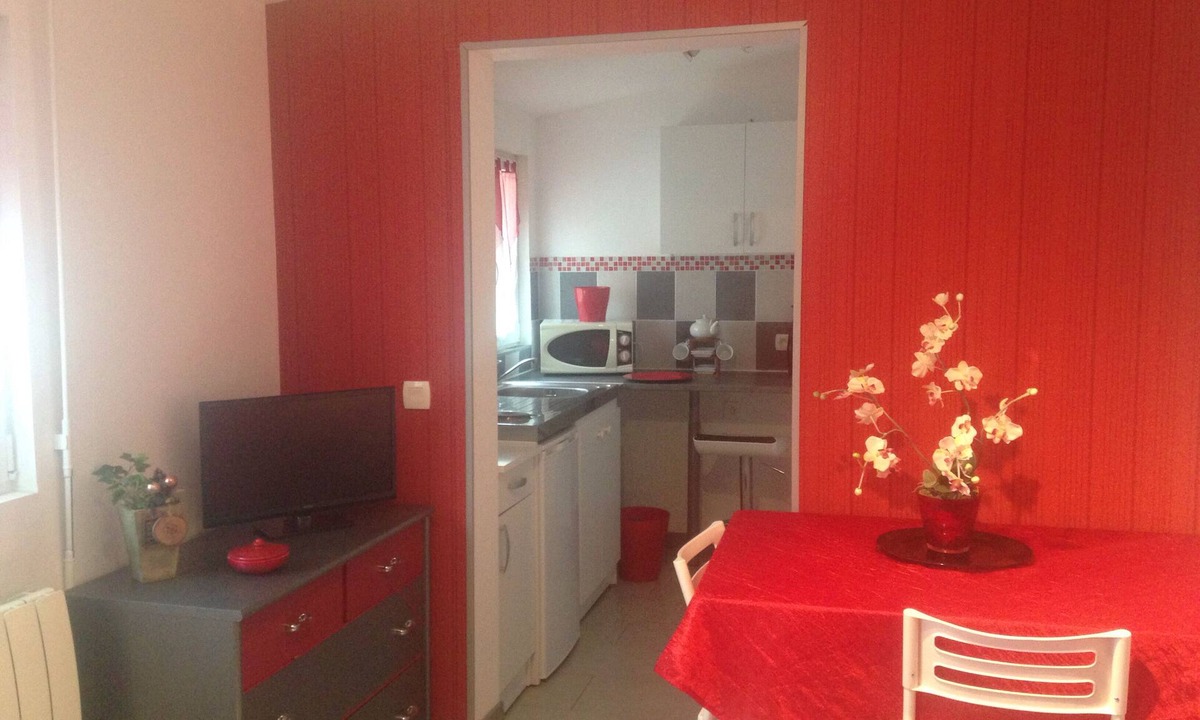 Giberville Apartment | Normandy getaway: D-Day Beaches, Gastronomy | 5 min Caen