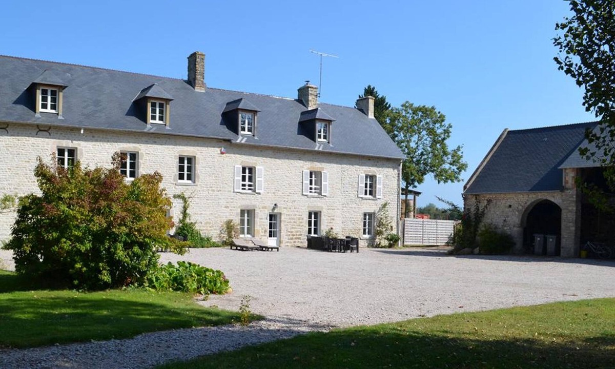 Sainte-Marie-du-Mont Cottage | Normandy Home near Utah Beach, pets allowed