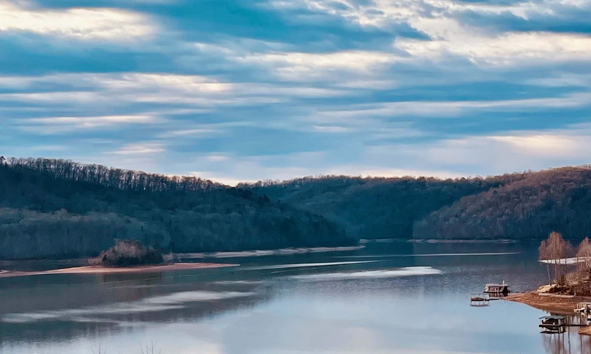 La Follette Condo | Norris Lake Condo・Boat Slip・Pool・Marina Access