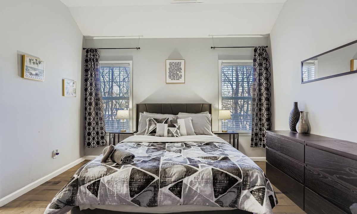 Tucker Condo | North Atlanta Executive Suite
