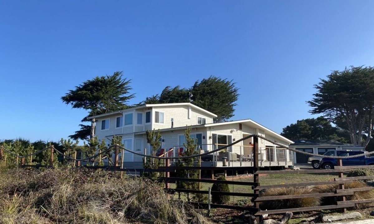Fort Bragg House | North Coast Relaxing Get Away