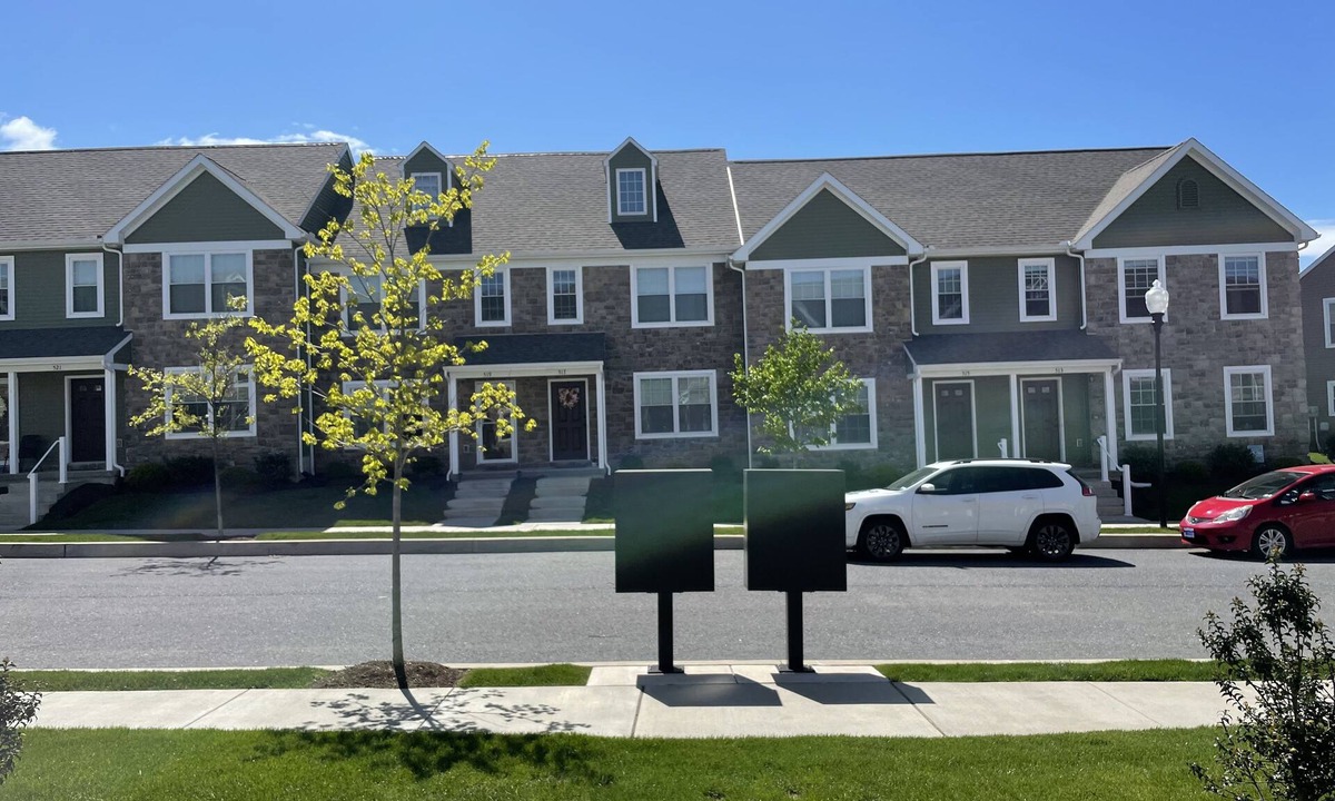 Lebanon House | North Cornwall Commons Townhome