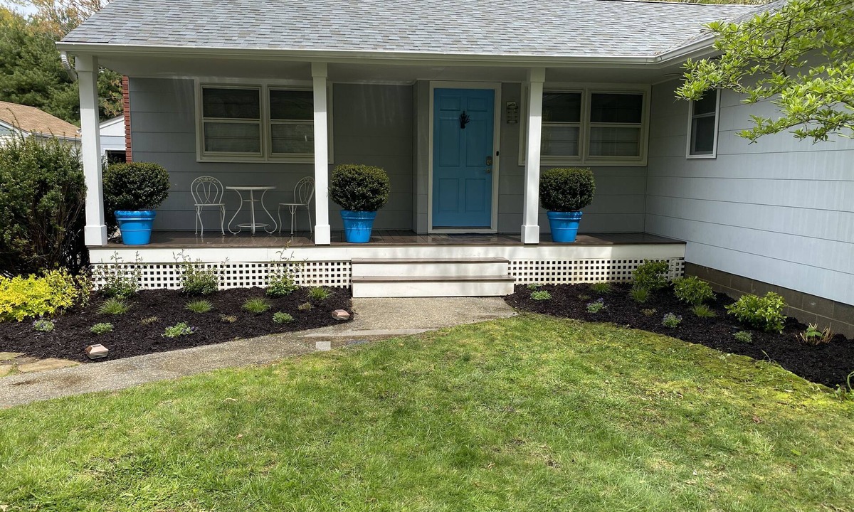 Laurel House | North fork walk to private beach