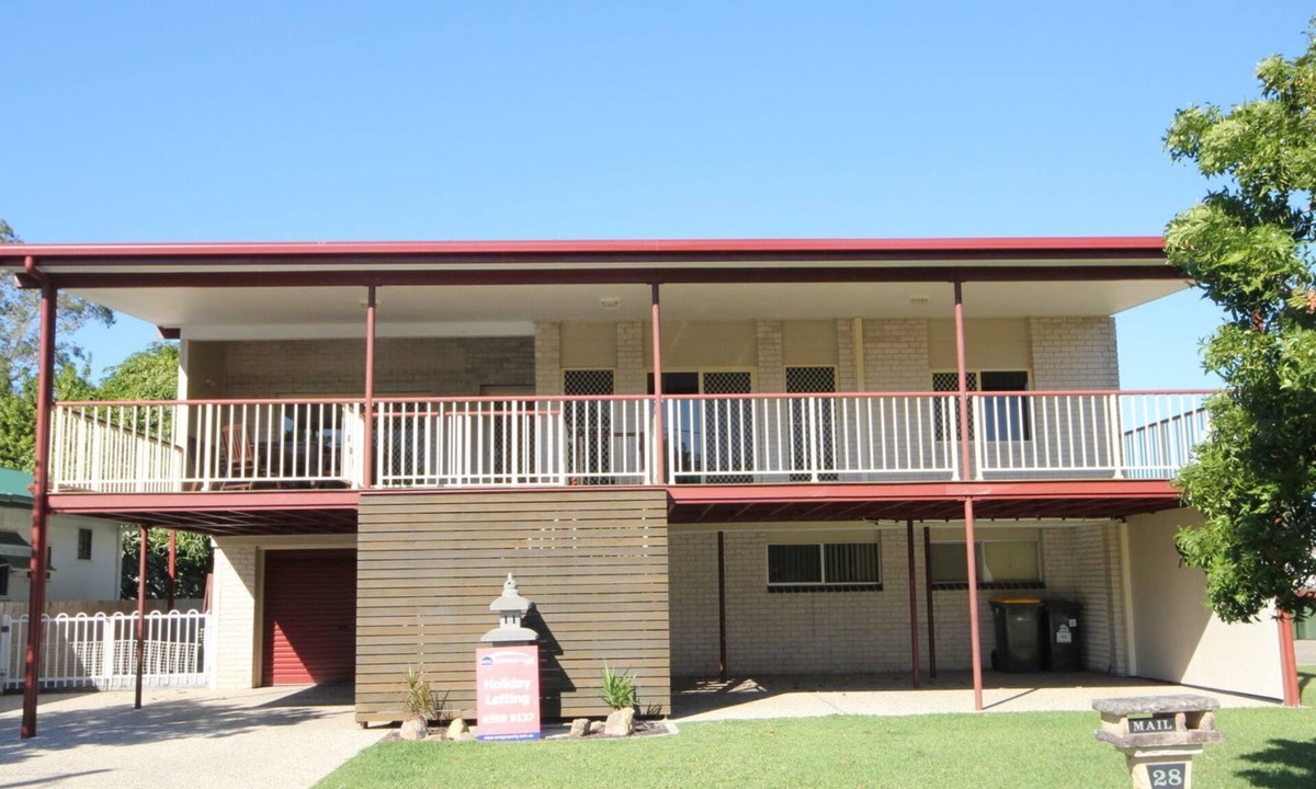 North Haven House | North Heaven Station