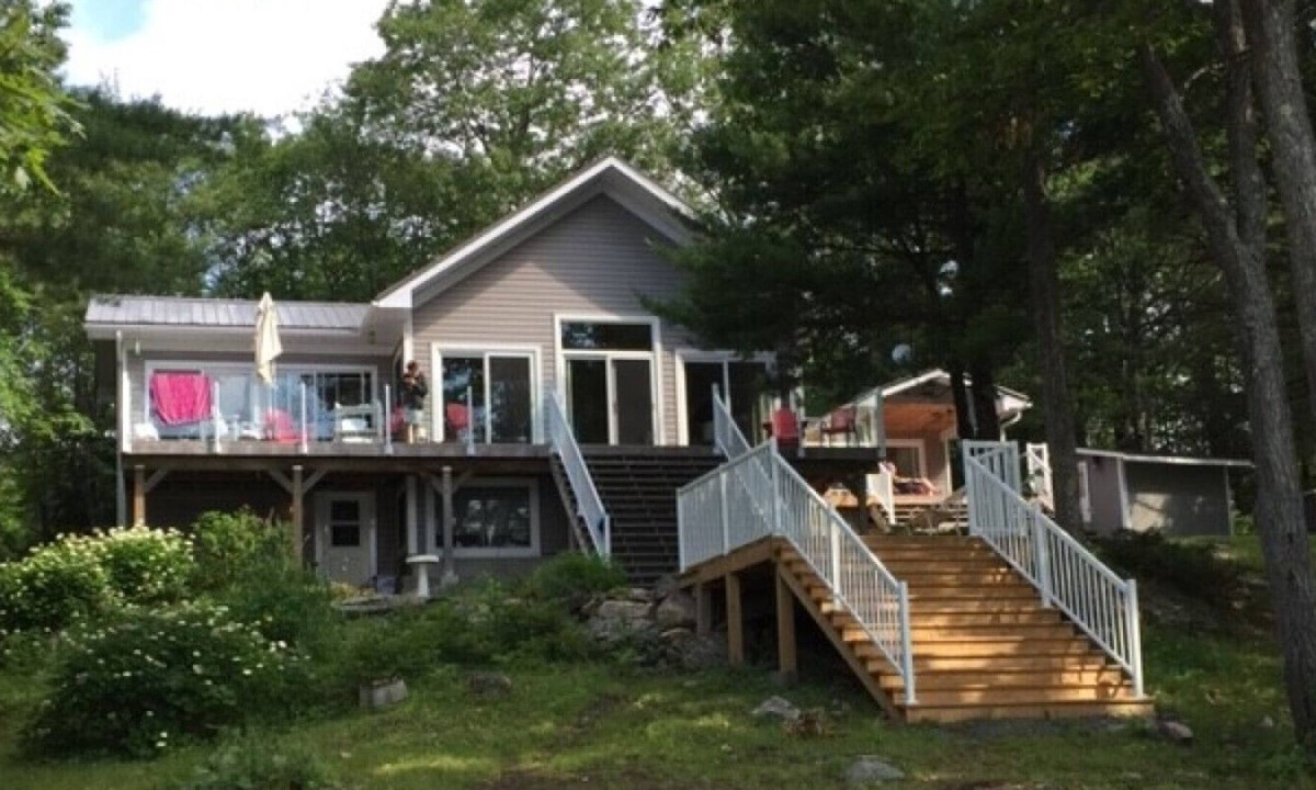 North Kawartha House | North Kawartha Lakeside Retreat