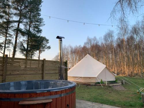 Lanark Resort | North Lodge Glamping