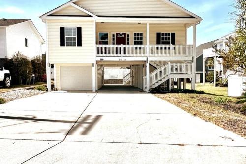 North Myrtle Beach House | North Myrtle Beach Stay-Golfcart