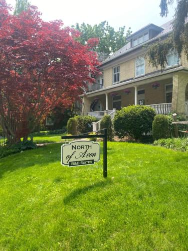 Stratford Bed & Breakfast | North of Avon B&B Suites