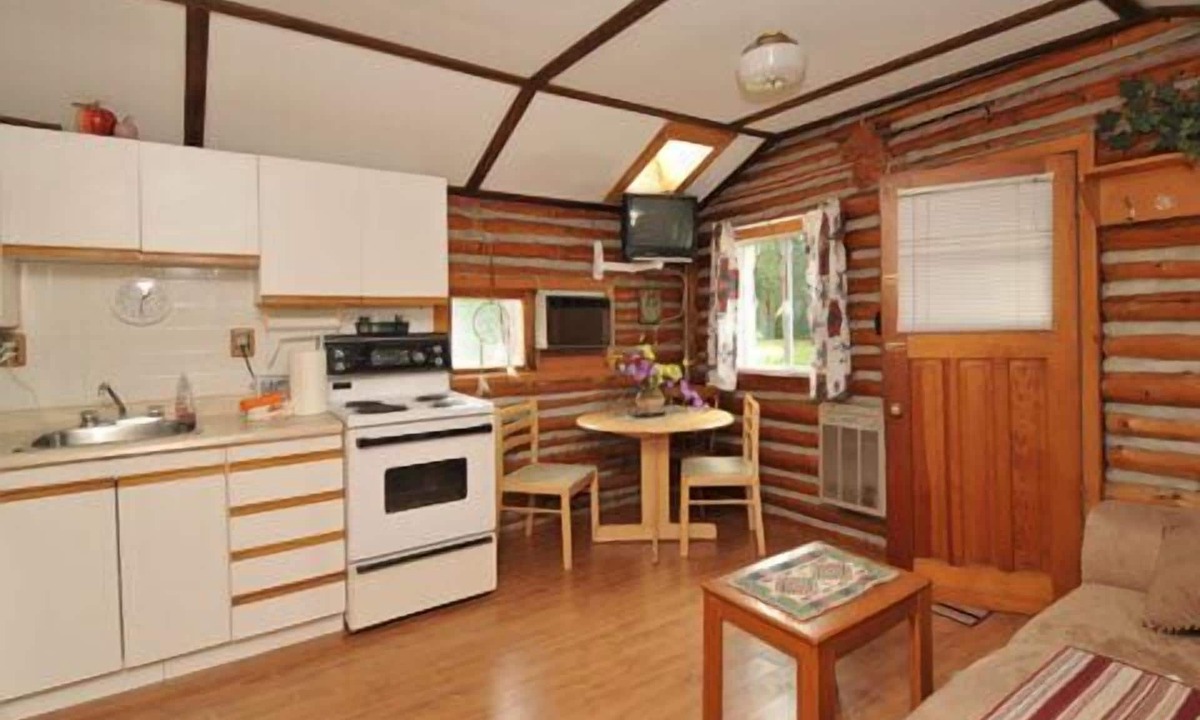 Port Elgin Cottage | North Shore Cottages