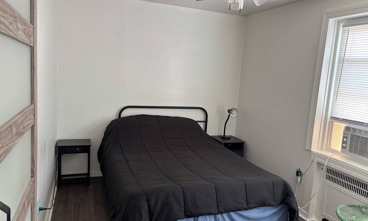 Foxcroft Square Apartment | Northeast Navy Base