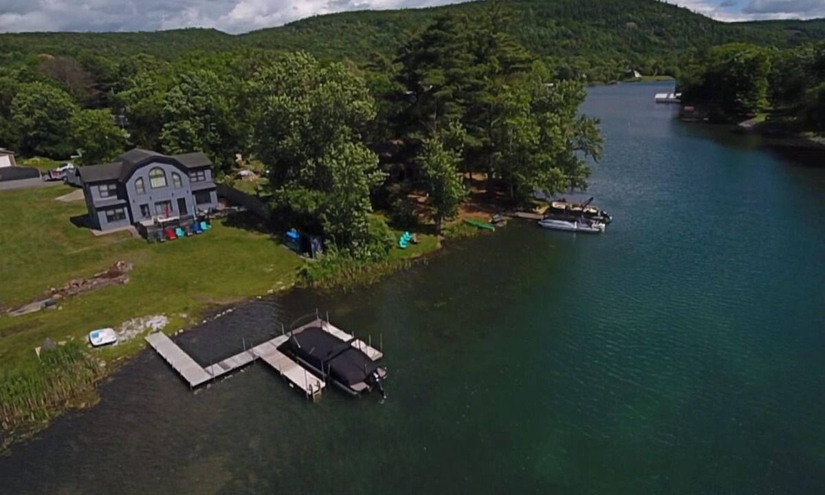 North Lake George House | Northern Lake George Waterfront. Private Docks