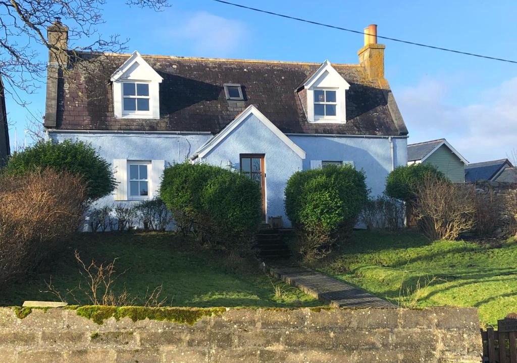 Talmine House | Northern Lights