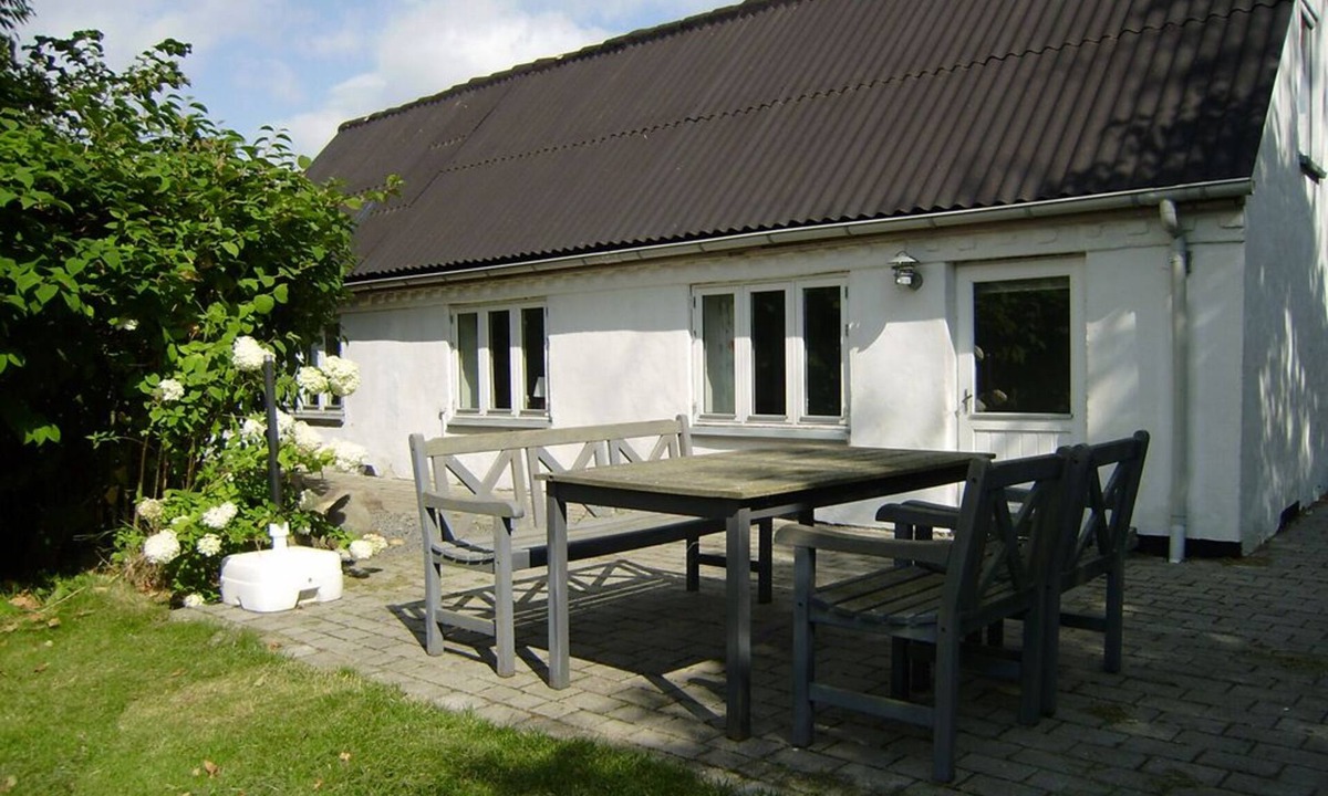 Nykobing Mors House | Northern Mors. Cozy year-round holiday home. Close to Ejerslev Harbour. Wi-fi.