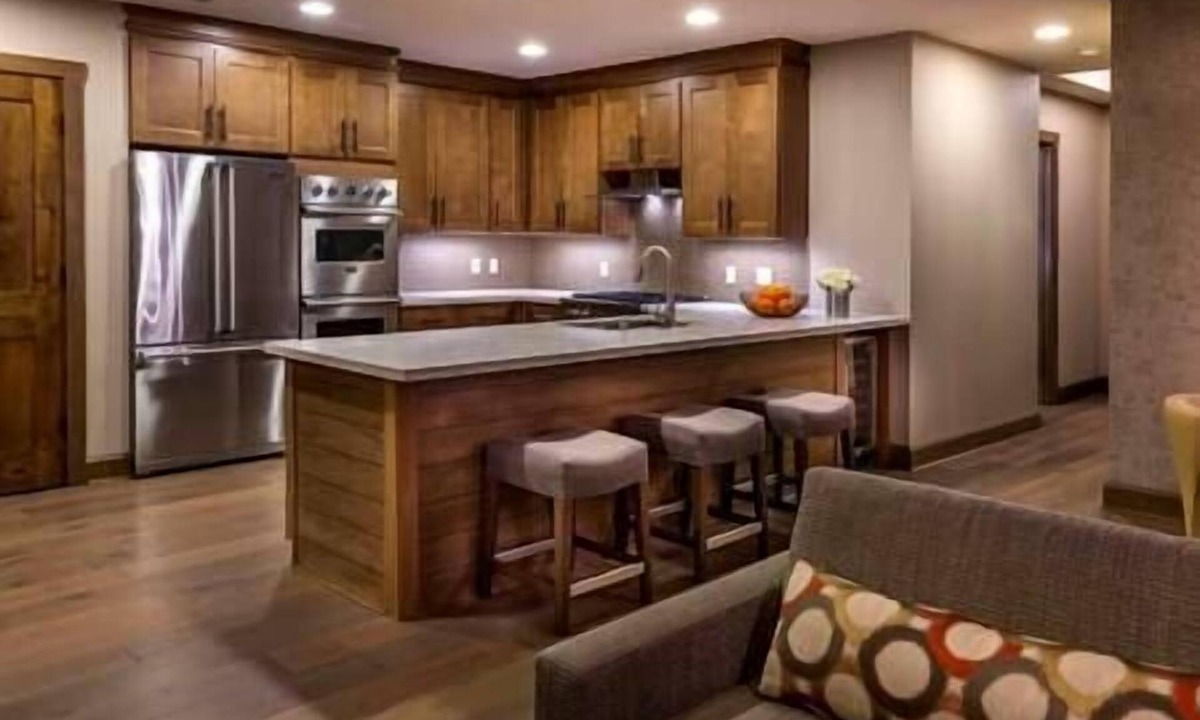 Truckee Resort | Northstar lodge Resort, Ski-In/Out, Truckee, Pool
