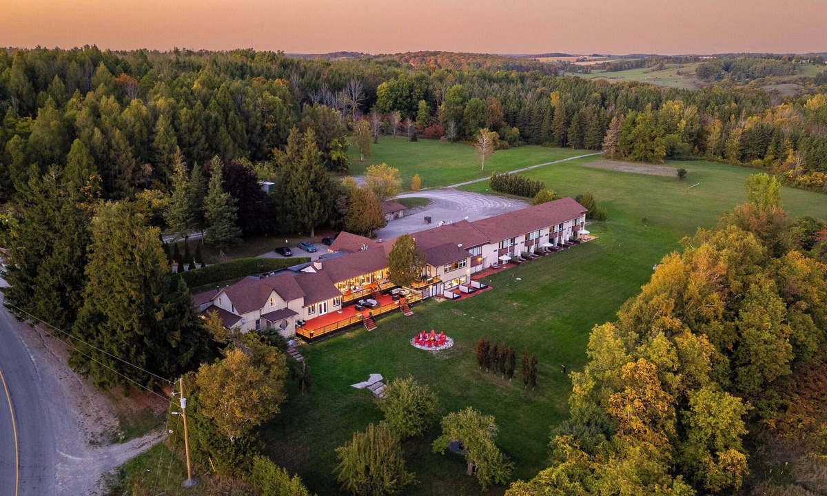 Alnwick/Haldimand Hotel | Northumberland Heights Wellness Retreat & Spa