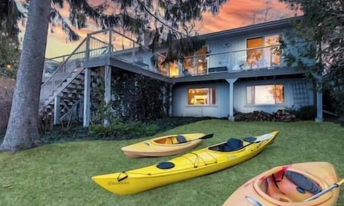 Meaford House | Northwoods Ski Lodge - Georgian Bay Waterfront