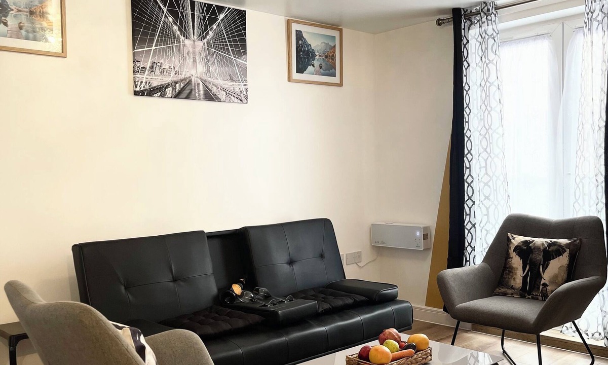 Chadwell Apartment | Norwich Delight Apartment