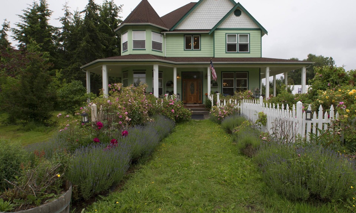 Sequim Other | Nostalgic Victorian Home in Lavender Farm