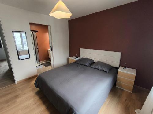 Argenteuil House | Notre Dame d'Orgemont - Marron 6