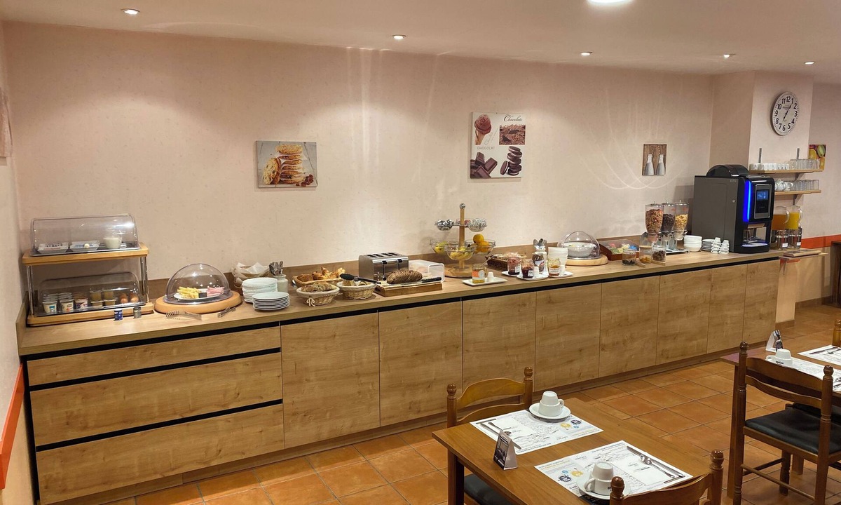 Lons-le-Saunier Hotel | NOUVEL HOTEL