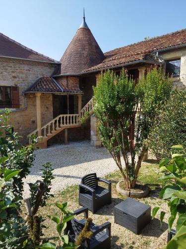 Eyzerac House | Nouzet gites et lits