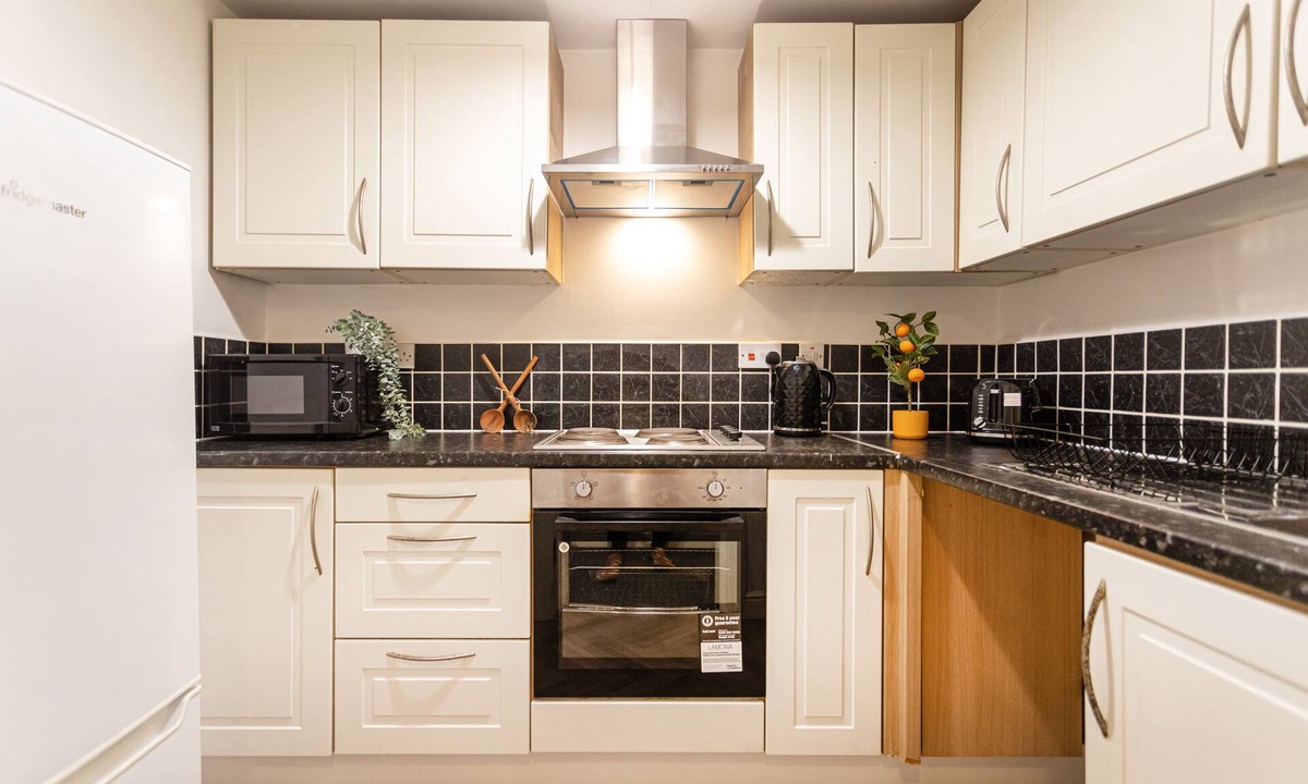 Easton Apartment | November Discount - Long Stay - Contractors