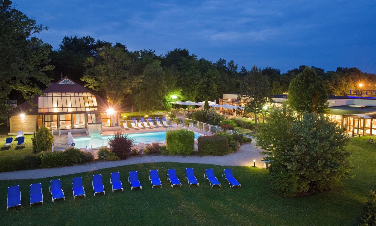 Ury Hotel | Novotel Fontainebleau Ury