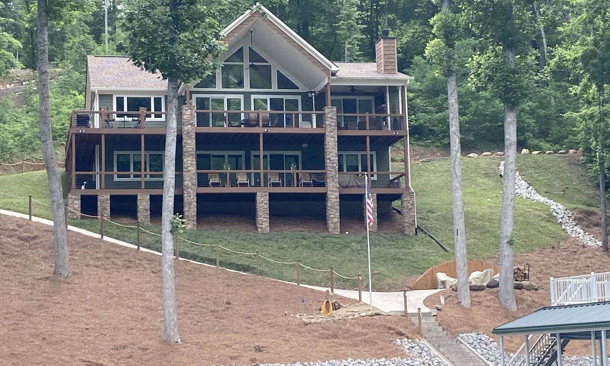 Jacksboro House | NOW BOOKING PRIME WEEK IN JULY Sat 7/18-7/25 OR Sun 7/19-7/26 AMAZING WATERFRONT