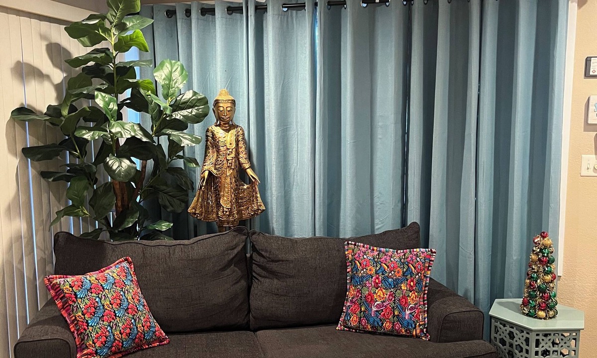 Midtown House | nPrivate Romantic Retreat– 8 Min to Downtown SA
