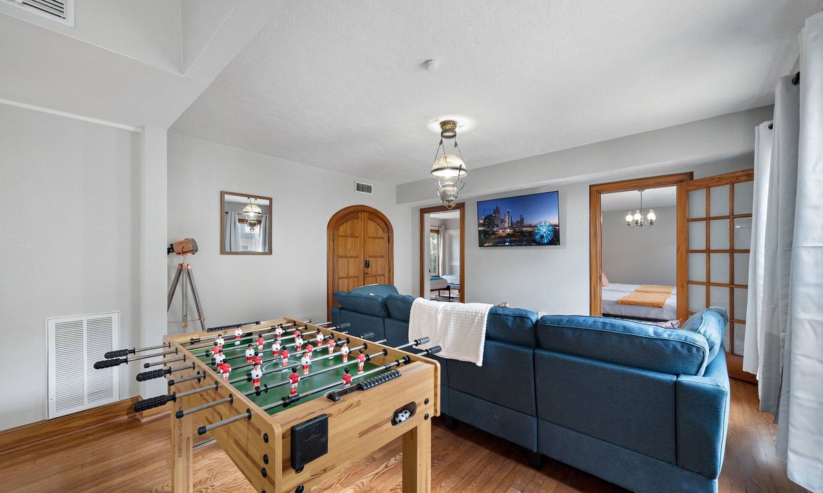 MacGregor Apartment | Nr Med Center, Museum | WiFi Games | BBQ Fire Pit