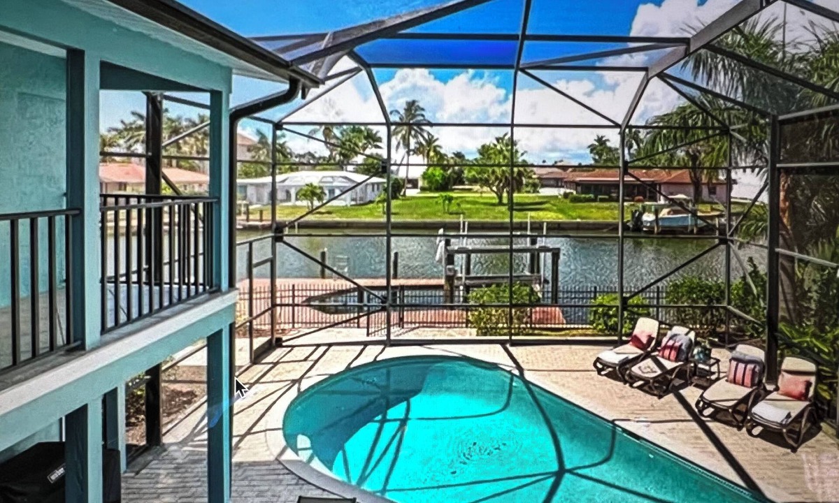 Connors House | nSpecial Rate Alert: Vanderbilt Beach Waterfront Home Steps from Ritz in Naples