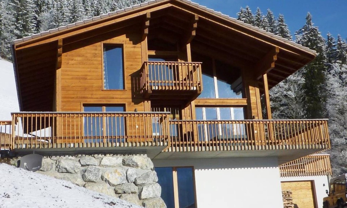 Zweisimmen Apartment | Nubes, Chalet by Interhome