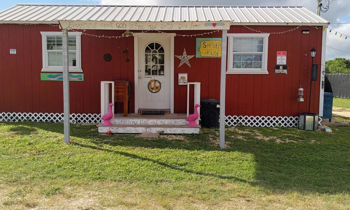 Camp Wood House | Nueces Nook- Airstream (#4)