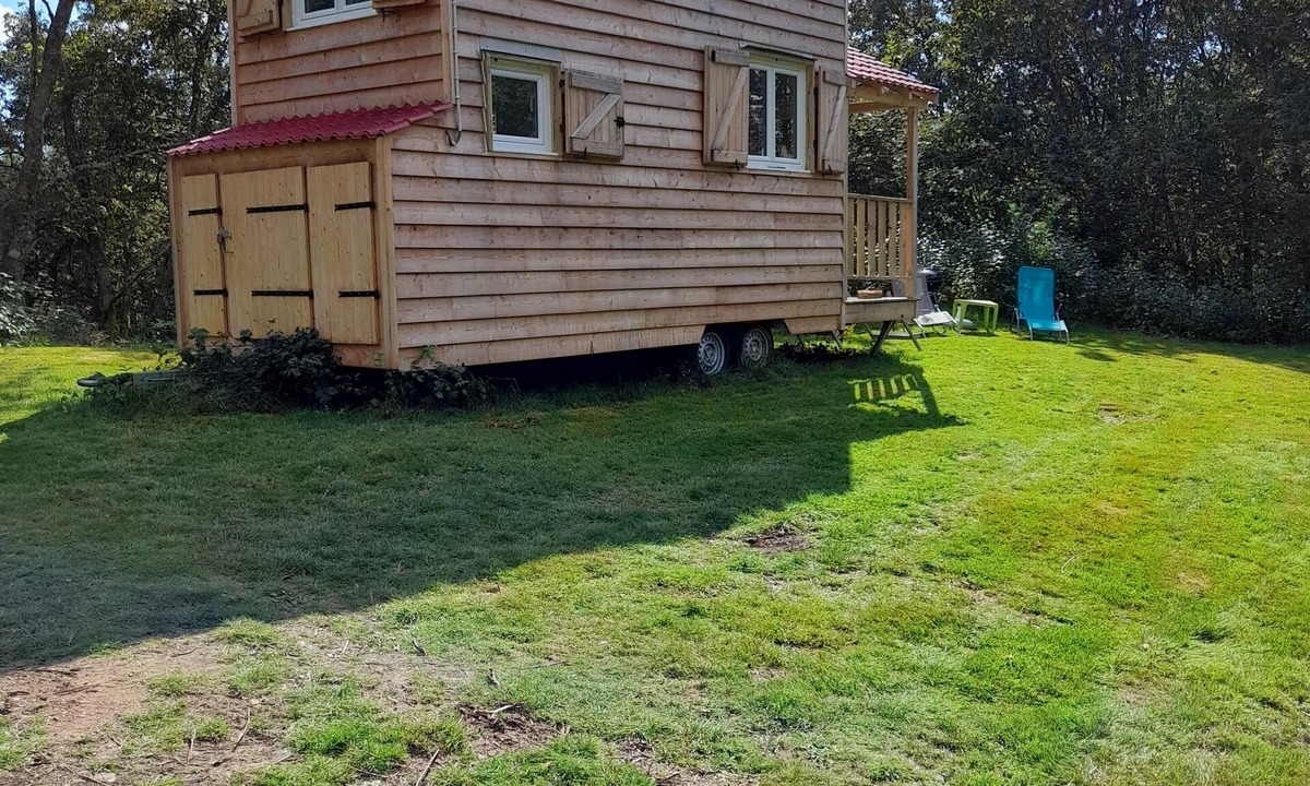 Beulotte-Saint-Laurent House | Nuit Insolite en Tiny House