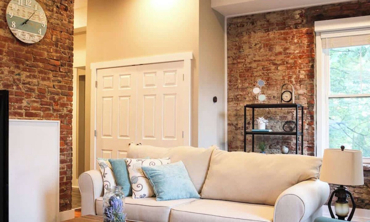 Butchertown Apartment | NULU/Butchertown The Sidecar Suite Butchertown Salon/Spa