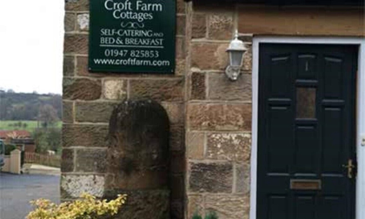 Ruswarp Cottage | Number 1 Croft Farm