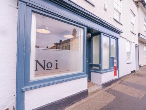 Clare Apartment | Number 1