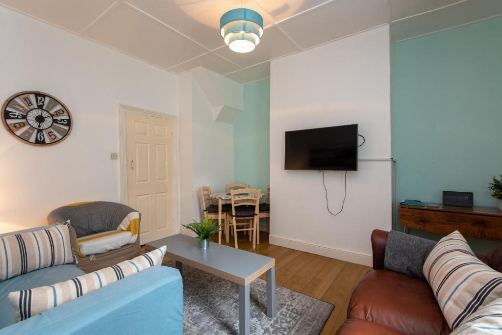 Gateshead House | Number 19