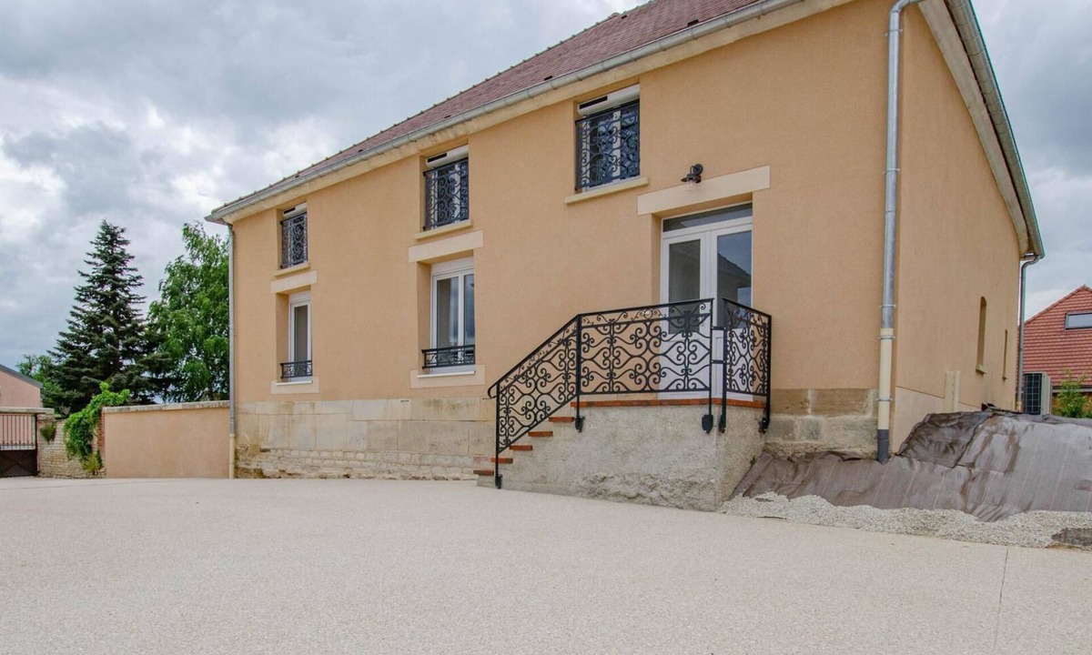 Morvilliers House | Number 2 - MORVILLIERS