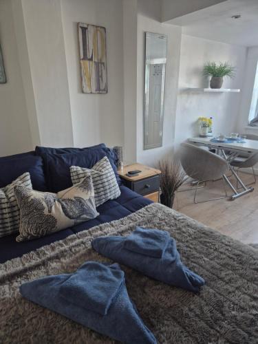 Boscundle House | Number 6