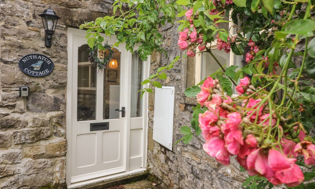 Buckden Cottage | NUTHATCH COTTAGE, pet friendly, with open fire in Buckden