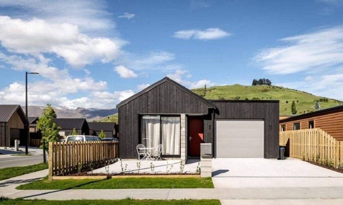 Lake Hayes House | NV Homes