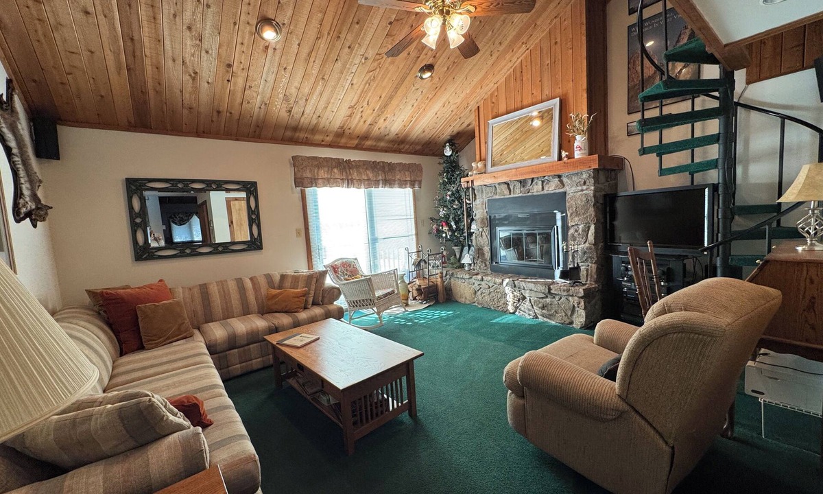 Northface Condo | NWB3-New/Updated condo!