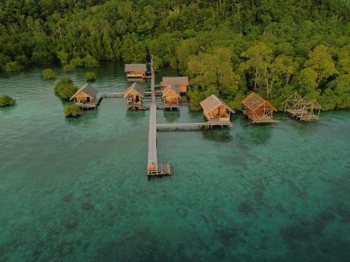 Sawinggrai House | Nyanse Homestay - Raja Ampat
