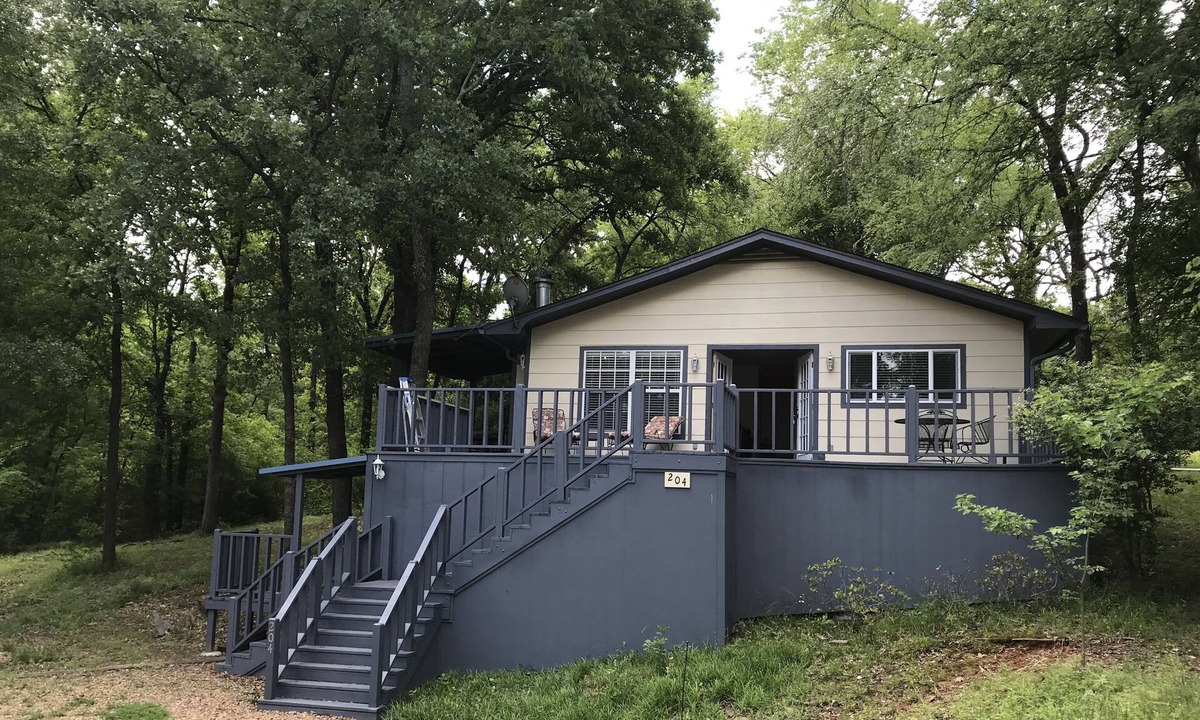 Log Cabin House | Oak Acres Is The Place To Be