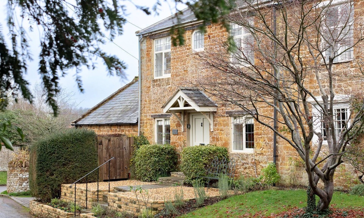 Whichford Cottage | Oak Cottage - Pet friendly, Swerford
