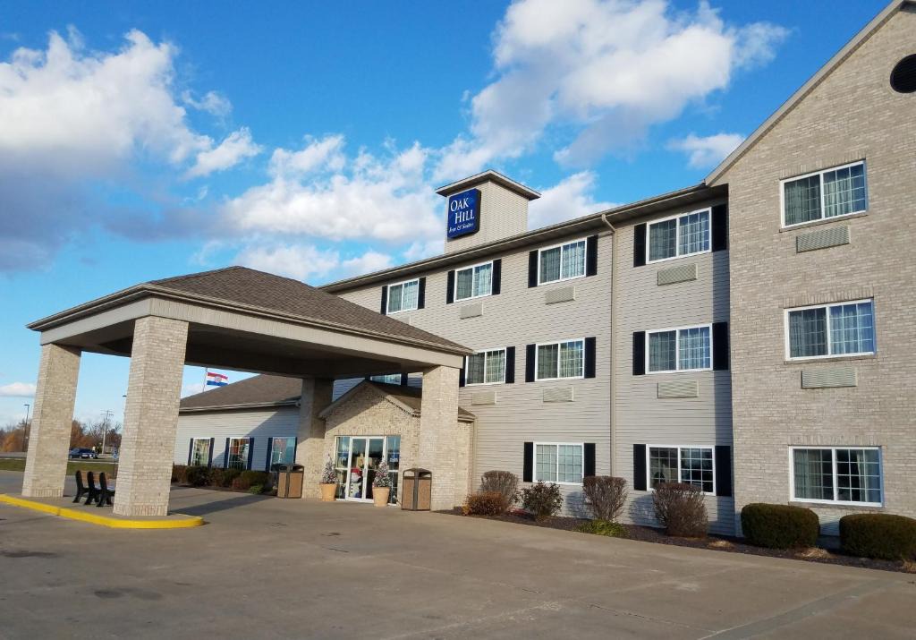 Canton Hotel | Oak Hill Inn & Suites