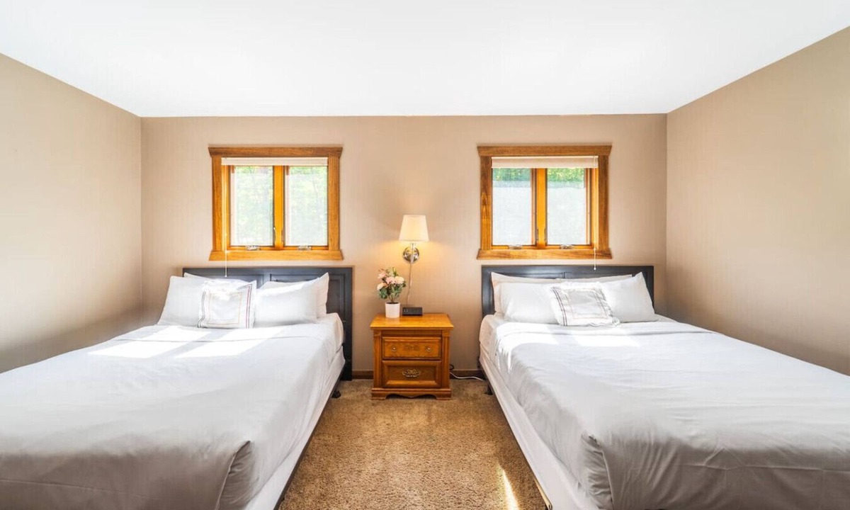 Rib Mountain House | Oak House 4 Hidden Gem